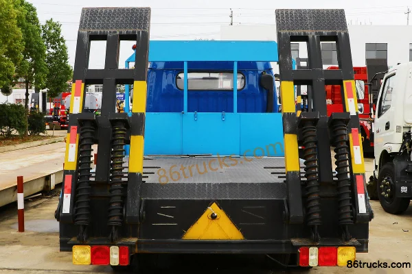 Yuejin Kaituo X500 125hp 4X2(6 wheels) Flatbed Truck Body (3) | 86Trucks