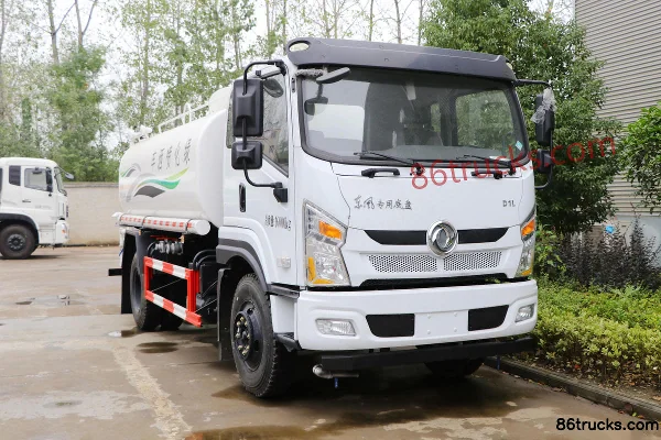Dongfeng Dongfeng Changxing water sprinkler truck