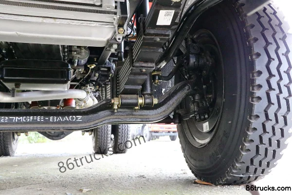 Dongfeng Qingyu 129 hp 4X2(6 wheels) 4m dump truck (EQ3042GLV3) Chassis (3) | 86Trucks