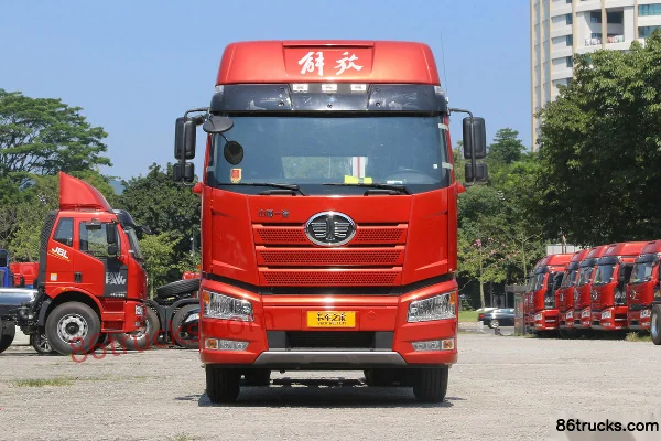 FAW Jiefang New J6P Heavy Truck Zhihuiban 2.0 420 hp 6X4(10 wheels) Tractor Truck Exterior (2) | 86Trucks