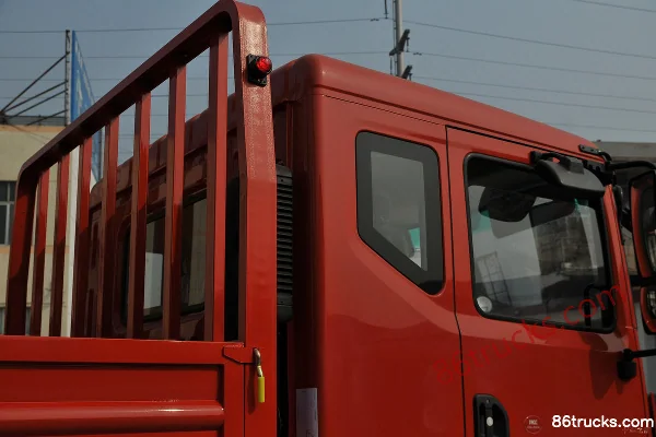 Dongfeng Duolika D9 170 ch 4X2(6 roues) 6,2 m plateau porteur (8 vitesses) Carrosserie (1) | 86Trucks