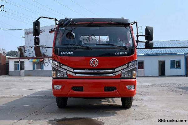 Zhuanwei Zhuanwei Dongfeng chassis fuel tanker truck