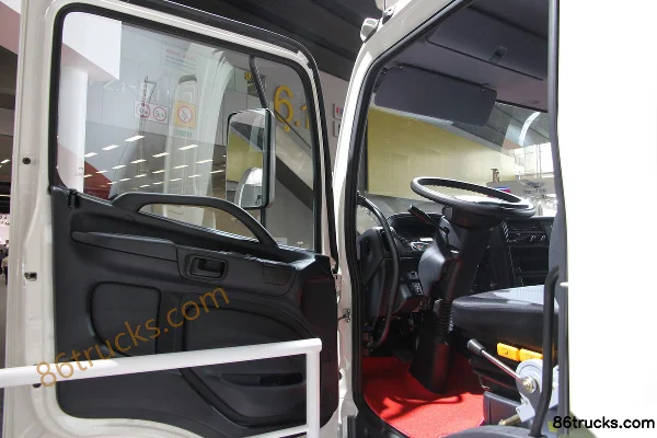 GAC HINO série 700 350 ch 8X4(12 roues) camion malaxeur Cabine (1) | 86Trucks