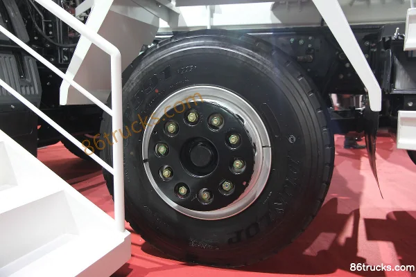 GAC HINO série 700 350 ch 8X4(12 roues) camion malaxeur Châssis (3) | 86Trucks