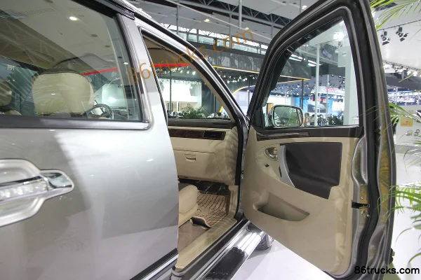 2012 Foton SUP V Conqueror II 2.8L Diesel Double Cab Pickup Chassis (1) | 86Trucks