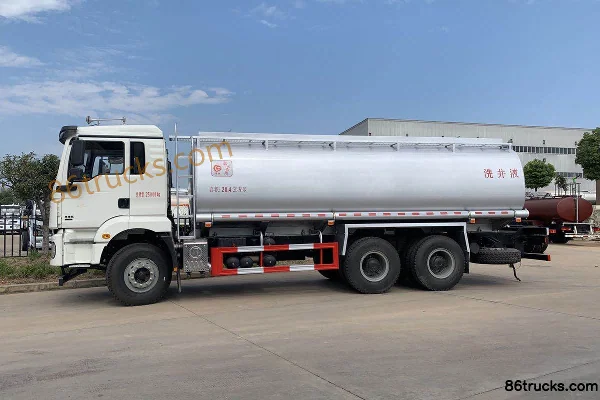 SHACMAN Delong New M3000 336 hp 6X4(10 wheels) Liquid Supply Truck (Chusheng Brand) Exterior (2) | 86Trucks
