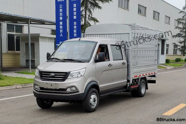 NanJun Ruishuai série C 1,5 L 112 ch 4X2(6 roues) essence 2,565 m camion léger à ridelles double cabine (China VI) Extérieur (2) | 86Trucks