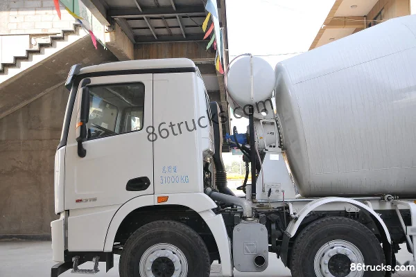 XCMG Hanfeng G7 375 hp 8X4(12 wheels) 5.5 cubic meter concrete mixer truck Body (2) | 86Trucks