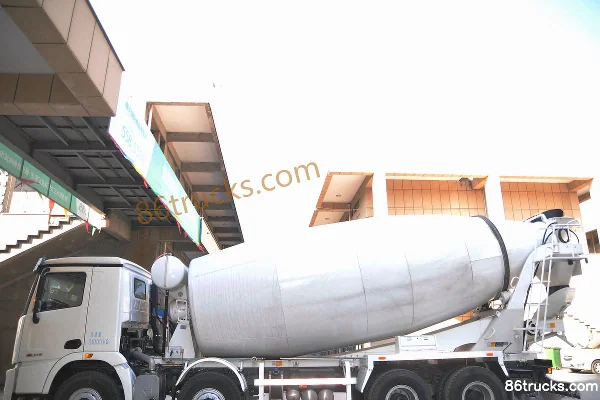 XCMG Hanfeng G7 375 hp 8X4(12 wheels) 5.5 cubic meter concrete mixer truck Body (1) | 86Trucks