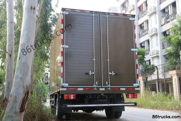 Sinotruk HOWO Hanhan 2019 Tech Edition 143 hp 4X2(6 wheels) 4.15m single-row van light truck Exterior (3) | 86Trucks