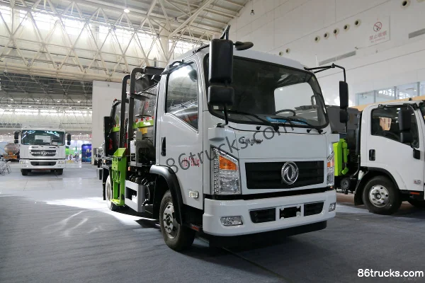 Chusheng Chusheng Dongfeng chassis garbage truck