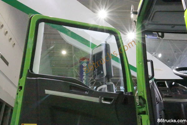 SHACMAN Delong New M3000 375hp 8X4(12 wheels) 6m dump truck (China VI) Cab (2) | 86Trucks