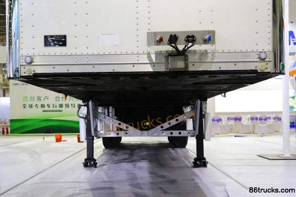 CIMC semi-remorque caisse sèche 13,6 m Châssis (1) | 86Trucks