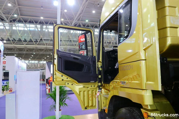 SHACMAN Delong X3000 460hp 6X4(10 wheels) LNG Tractor Truck (China VI) Cab (1) | 86Trucks