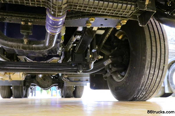 SHACMAN Delong X3000 460hp 6X4(10 wheels) LNG Tractor Truck (China VI) Chassis (2) | 86Trucks