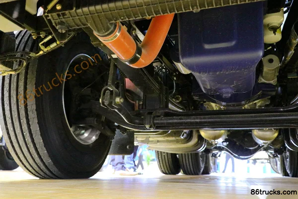 SHACMAN Delong X5000 Lightweight Edition 490hp 6X4(10 wheels) Tractor Truck (12-Speed) Chassis (2) | 86Trucks