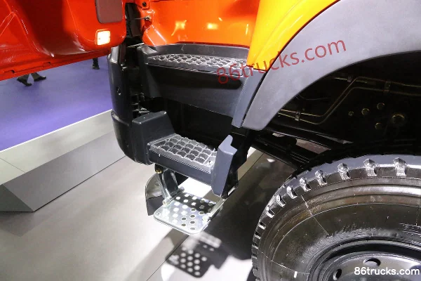 Dongfeng Commercial Vehicle Tianlong KC Heavy Truck 430 ch 8X4(12 roues) 7 m tipper Cabine (2) | 86Trucks