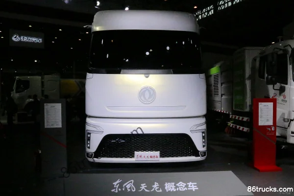 Dongfeng Commercial Vehicle Tianlong heavy truck 450 hp 4X2(6 wheels) tractor truck Exterior (2) | 86Trucks