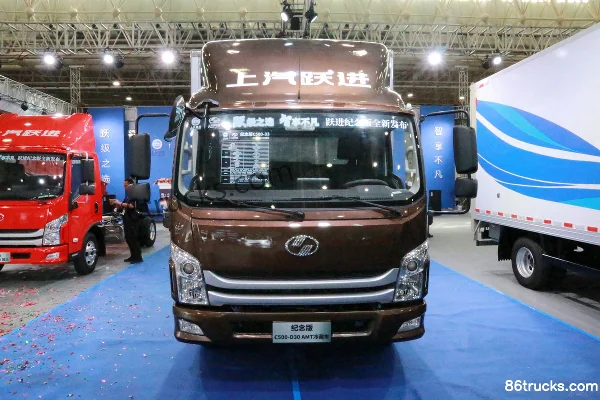 Yuejin Chaoyue C500-33 156 ch 4X2(6 roues) camion frigorifique 4,09 m Extérieur (2) | 86Trucks