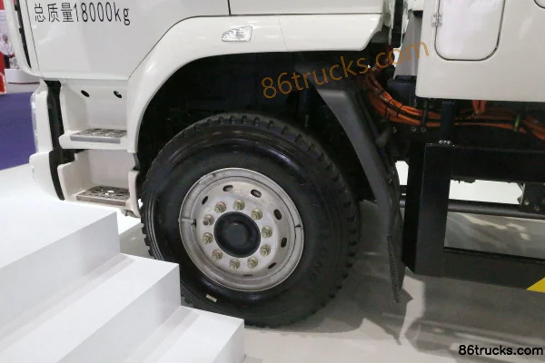 Dongfeng Liuqi New Chenglong M3 4X2(6 roues) electric dust suppression truck (XCMG Truck) Châssis (2) | 86Trucks