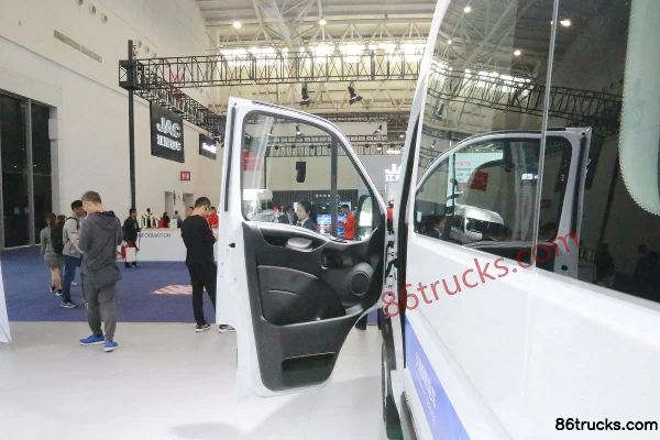 NAVECO Ousheng 2020 Model 129 hp 2.3T 5 Seats High Roof Business Van Cab (1) | 86Trucks