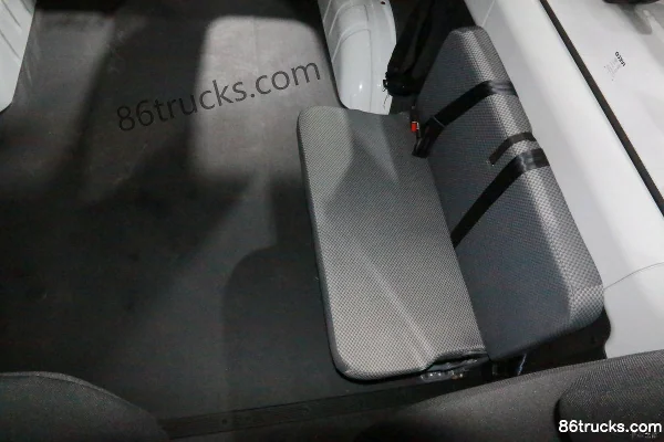 NAVECO Ousheng 2020 Model 129 hp 2.3T 5 Seats High Roof Business Van Body (3) | 86Trucks
