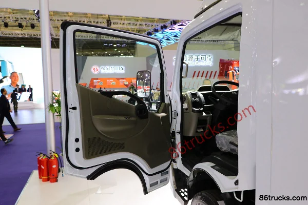 Dongfeng Electric Kaipute K6E EV350 4.5T 4.13m Single-row Pure Electric Van Light Truck 81.14kWh 4X2(6 wheels) Interior (1) | 86Trucks