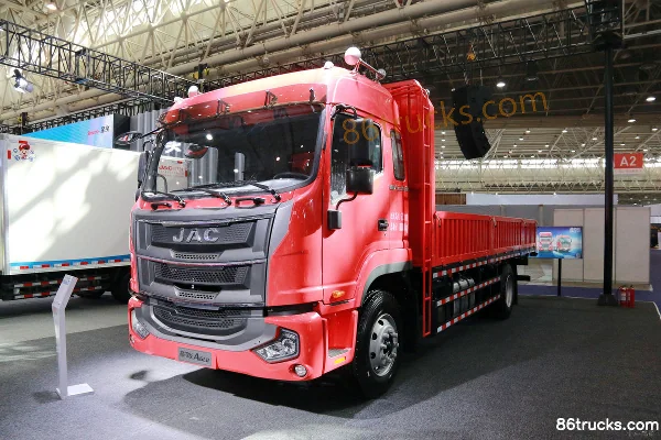 JAC Gallop A6LII Medium Truck 195 hp 4X2(6 wheels) 7.8m Wingside Box Cargo Truck Exterior (3) | 86Trucks