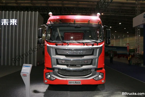 JAC Gallop A6LII Medium Truck 195 hp 4X2(6 wheels) 7.8m Wingside Box Cargo Truck Exterior (2) | 86Trucks