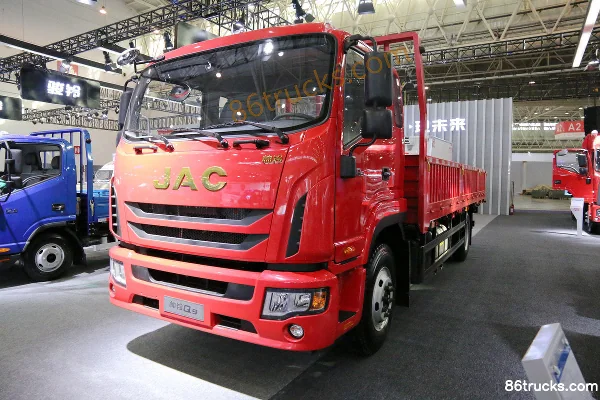 JAC Shuailing Q9 195 ch 4X2(6 roues) 6,78 m camion porteur à ridelles (China VI) Extérieur (3) | 86Trucks
