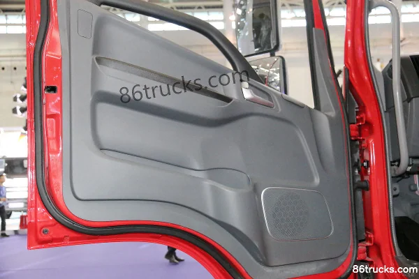 JAC Shuailing Q9 195 ch 4X2(6 roues) 6,78 m camion porteur à ridelles (China VI) Cabine (3) | 86Trucks