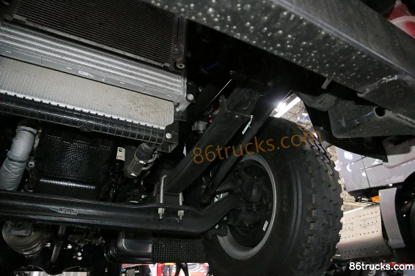 JAC Shuailing Q9 195 ch 4X2(6 roues) 6,78 m camion porteur à ridelles (China VI) Châssis (3) | 86Trucks
