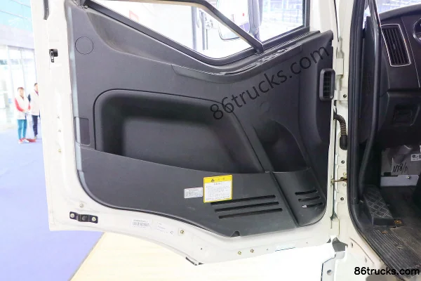 FAW Jiefang J6L 4X2(6 wheels) Kitchen Waste Truck (Haide Brand) Cab (3) | 86Trucks