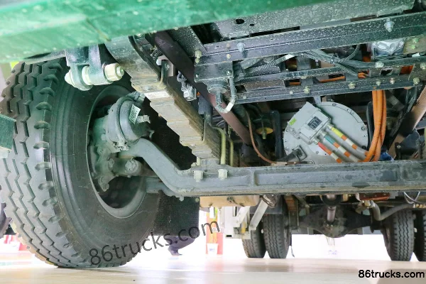 FAW Jiefang J6L 4X2(6 wheels) Kitchen Waste Truck (Haide Brand) Chassis (2) | 86Trucks