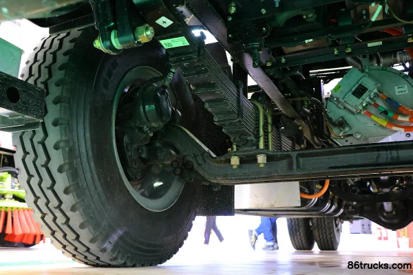 FAW Jiefang J6L 4X2(6 wheels) Electric Cab-Replaceable Garbage Truck (Zhonglian Brand) Chassis (2) | 86Trucks