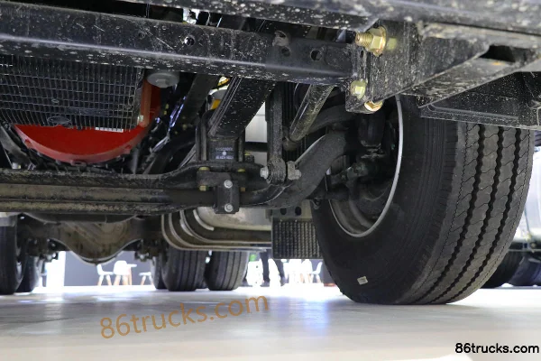 Foton Auman EST-A 6 Series Heavy Truck Crossing Edition 510 hp 6X4(10 wheels) AMT automatic tractor truck Chassis (3) | 86Trucks