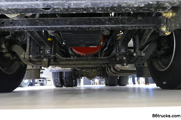 Foton Auman EST-A 6 Series Heavy Truck Crossing Edition 510 hp 6X4(10 wheels) AMT automatic tractor truck Chassis (1) | 86Trucks