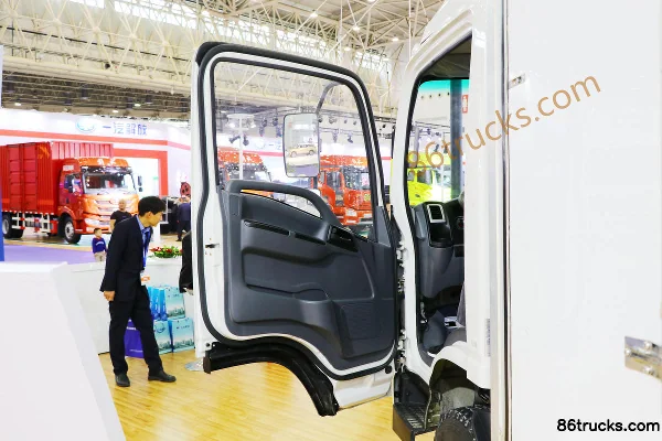 Sanhuan Shitong New Hydrogen Truck Chuangke T3 Single Row Hydrogen Fuel Cell Electric Van Light Truck 58.34kWh 4X2(6 wheels) Interior (1)