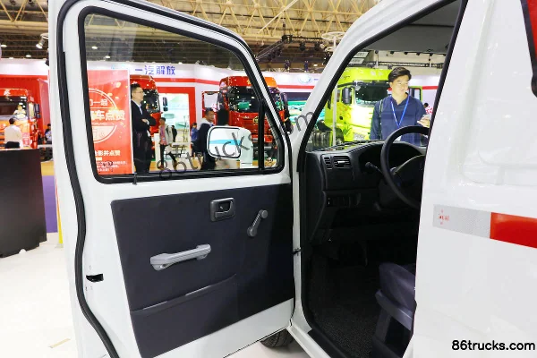 Foton Times Dige High Edition 1.5T 3.4m Electric Closed Van 10.37kWh Cab (1) | 86Trucks