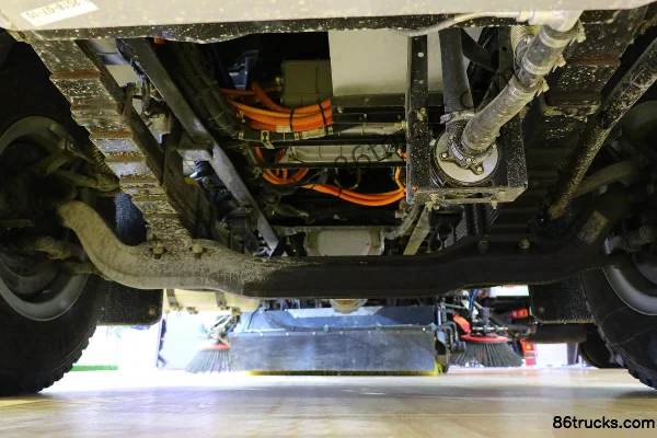 SHACMAN Delong L3000 4X2(6 wheels) Electric Sweeper Truck Chassis (1) | 86Trucks
