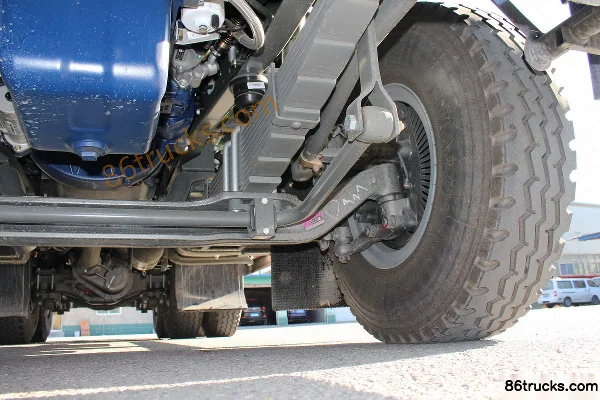 Sinotruk HOWO Heavy Truck 400hp 6X4(10 wheels) 6m Dump Truck Chassis (3) | 86Trucks
