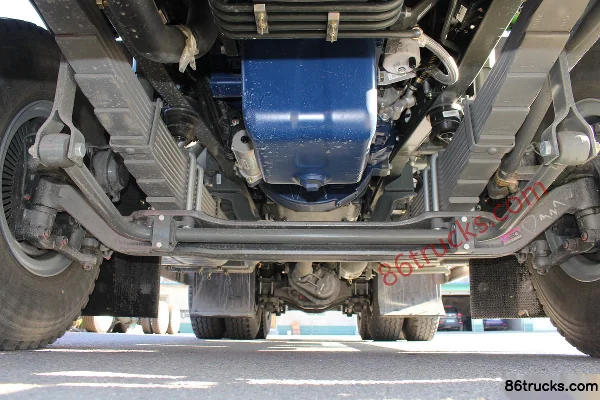 Sinotruk HOWO Heavy Truck 400hp 6X4(10 wheels) 6m Dump Truck Chassis (1) | 86Trucks