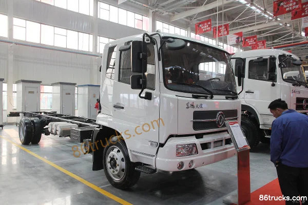 Dongfeng Commercial Vehicle Tianjin camion porteur 180 ch 4X2(6 roues) 4.8 m camion frigorifique (châssis) Extérieur (2) | 86Trucks