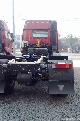 Foton AumanETX 6 Series Heavy Truck 340 hp 6X4(10 wheels) Tractor Truck Exterior (2) | 86Trucks
