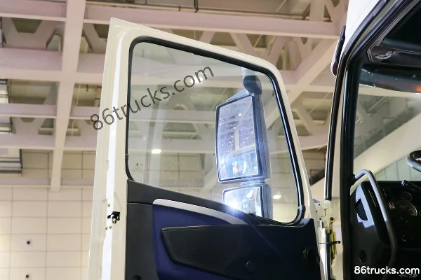 Sinotruk HOWO T7H camion lourd 500 ch 6X4(10 roues) tracteur routier AMT (China VI) Cabine (2) | 86Trucks