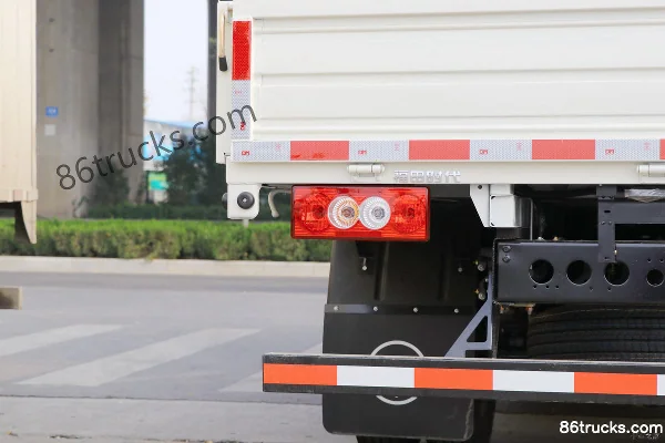 Foton Times Leading 160hp 4X2(6 wheels) 3.82m Semi-row Flatbed Light Truck Body (2) | 86Trucks