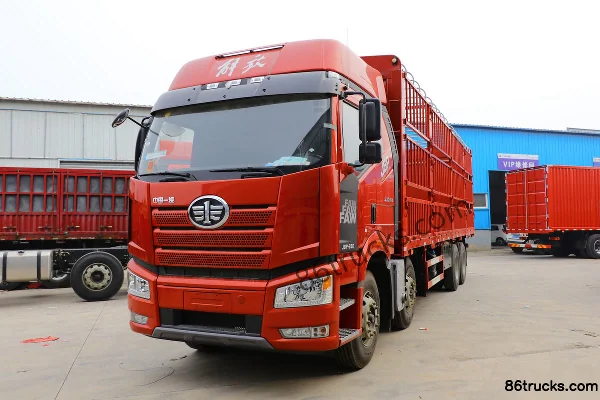 FAW Jiefang J6P heavy truck Composite 350hp 8X4(12 wheels) 9.5m stake truck Exterior (2) | 86Trucks