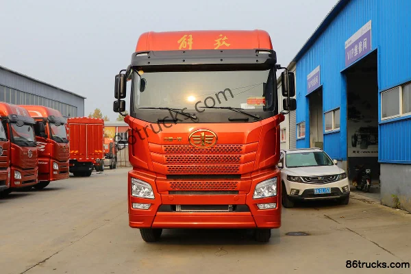 FAW Jiefang Qingdao JH6 Heavy Truck Leading Edition 400 hp 8X4(12 wheels) 9.5m Box Truck Exterior (2) | 86Trucks