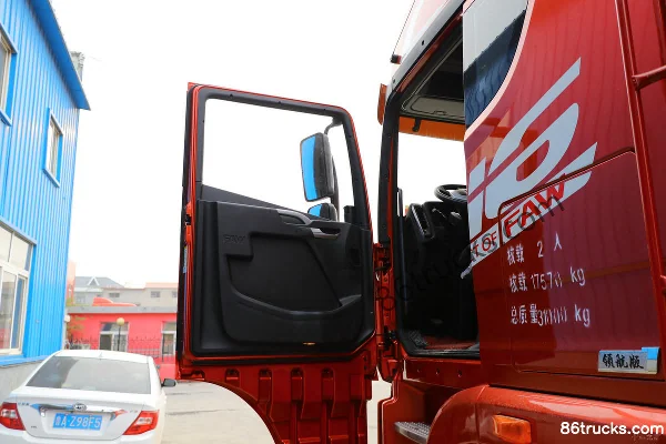 FAW Jiefang Qingdao JH6 Heavy Truck Leading Edition 400 hp 8X4(12 wheels) 9.5m Box Truck Cab (1) | 86Trucks