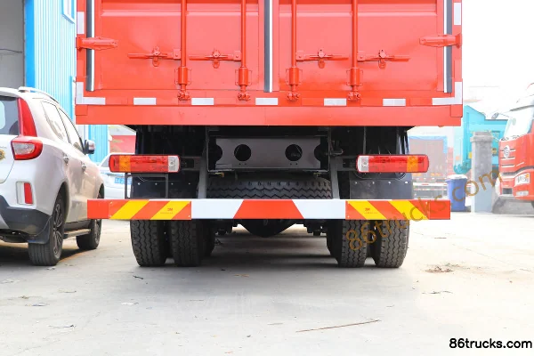FAW Jiefang Qingdao JH6 Heavy Truck Leading Edition 400 hp 8X4(12 wheels) 9.5m Box Truck Body (3) | 86Trucks